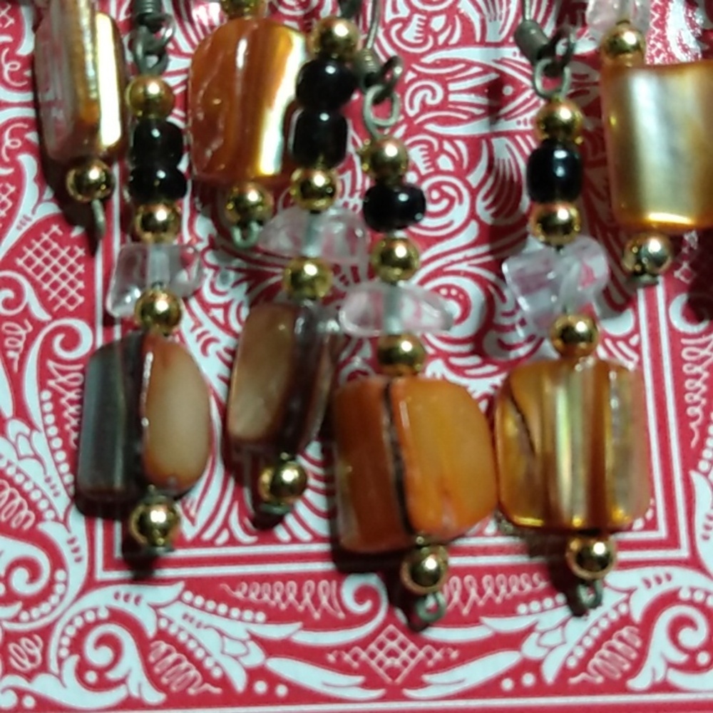 6/$20 Shell Earrings - Picture 3 of 5